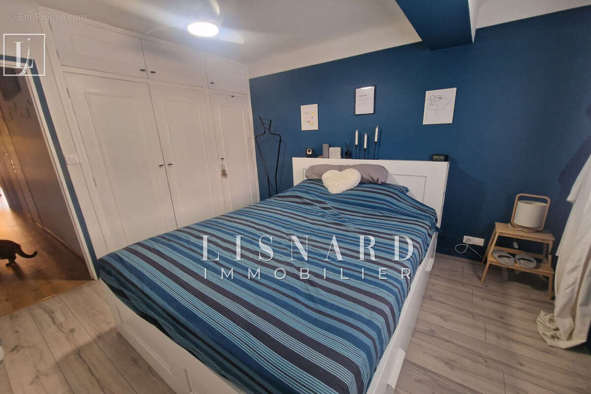 Appartement à VALLAURIS