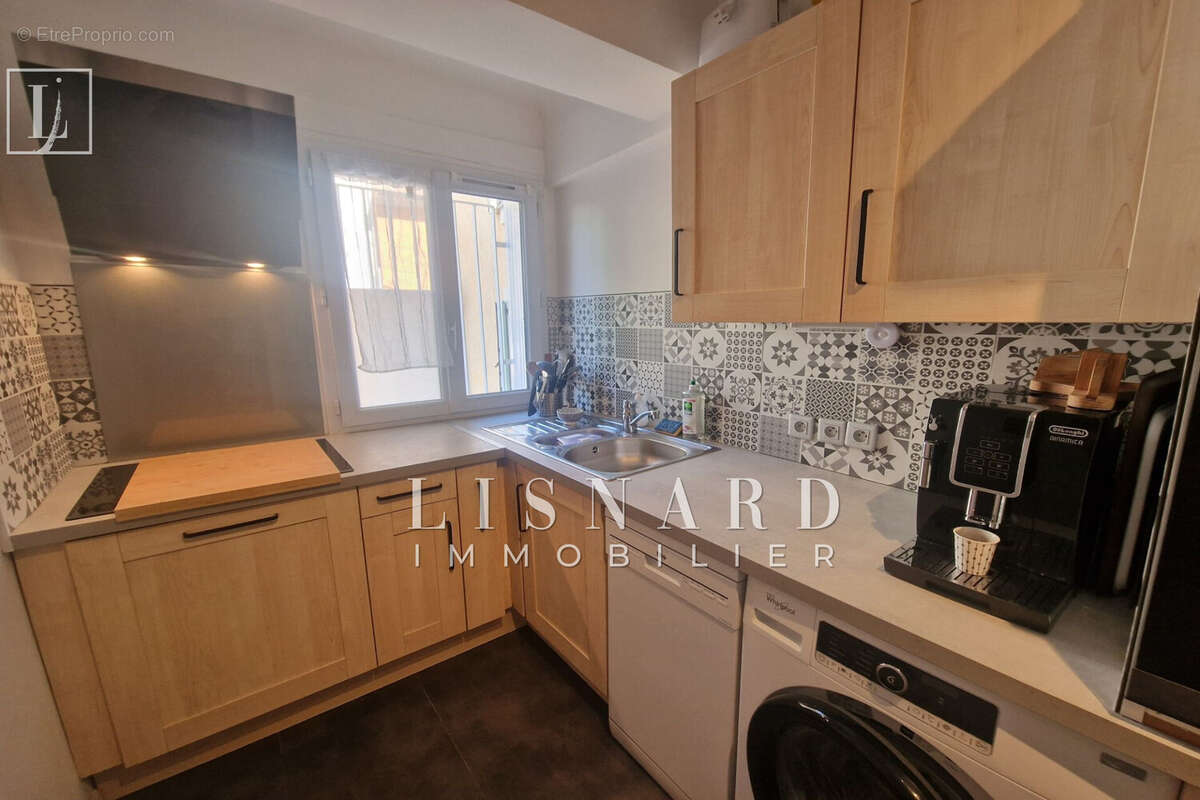 Appartement à VALLAURIS