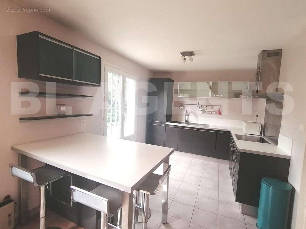 IMG-20250804-WA0004 - Maison à LIZY-SUR-OURCQ