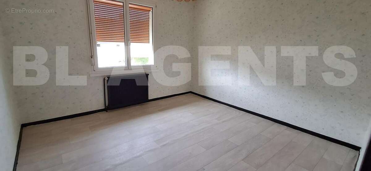 20250808_110104 - Maison à DONCHERY