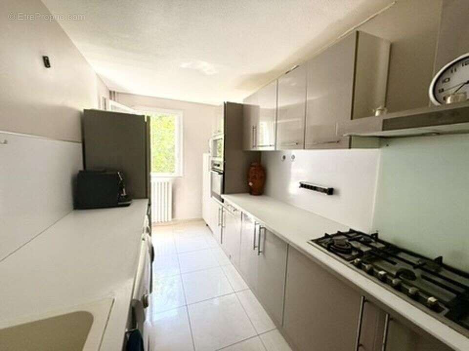 Istres appartement T3 à vendre - 2 chambre - 78m2 - calme - - Appartement à ISTRES