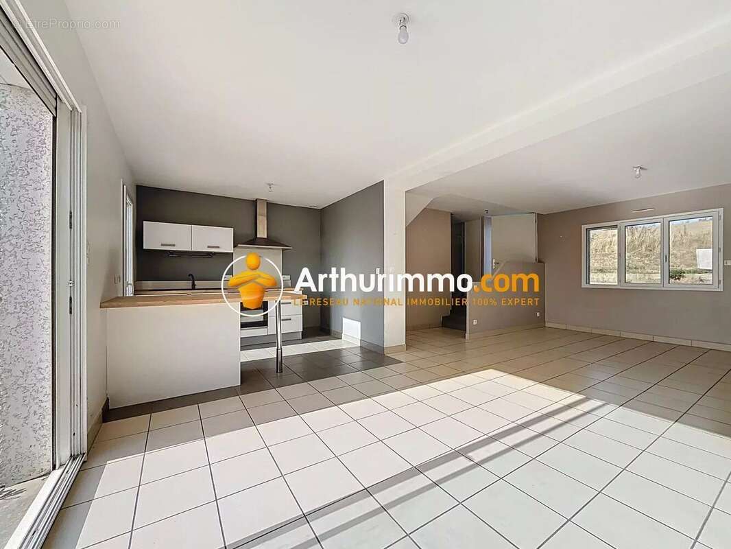 Maison à BOURGOIN-JALLIEU