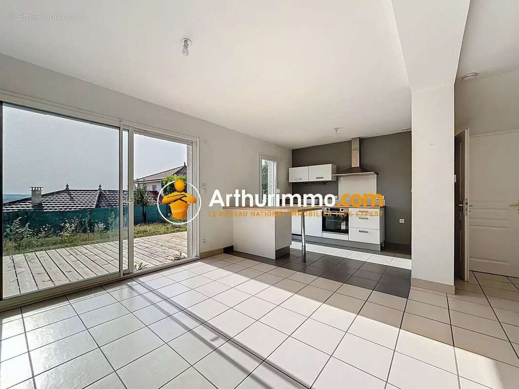 Maison à BOURGOIN-JALLIEU