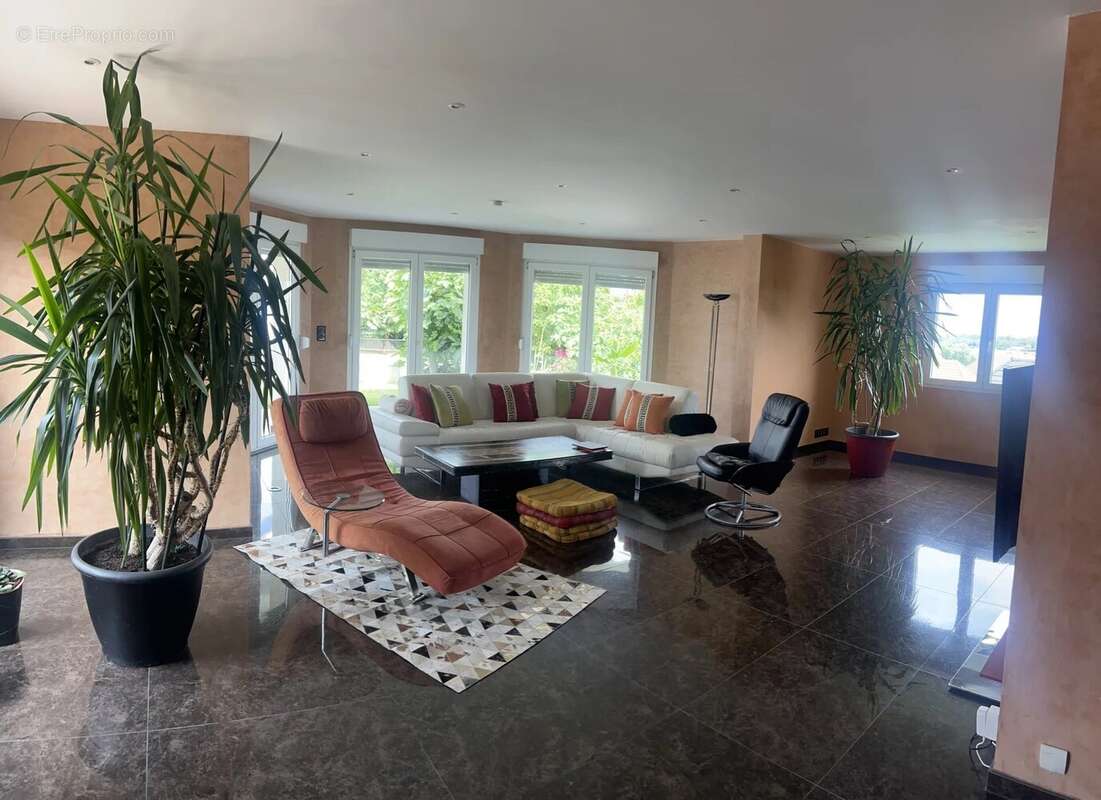 Maison à MORSCHWILLER-LE-BAS