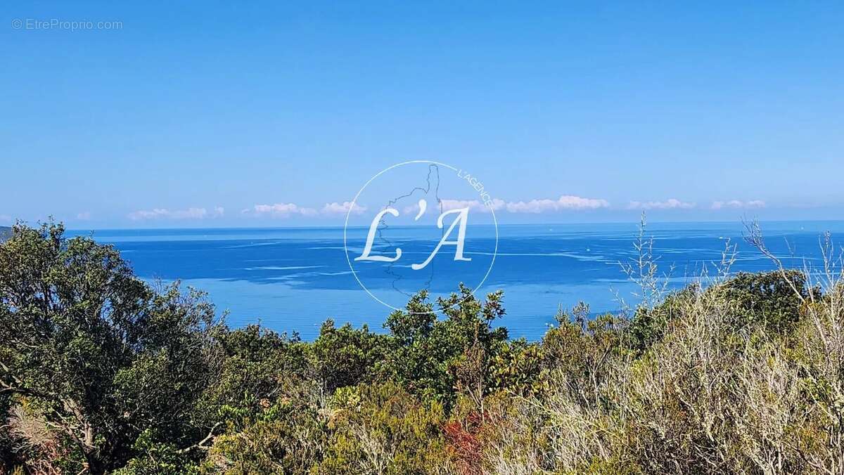 Terrain à COTI-CHIAVARI