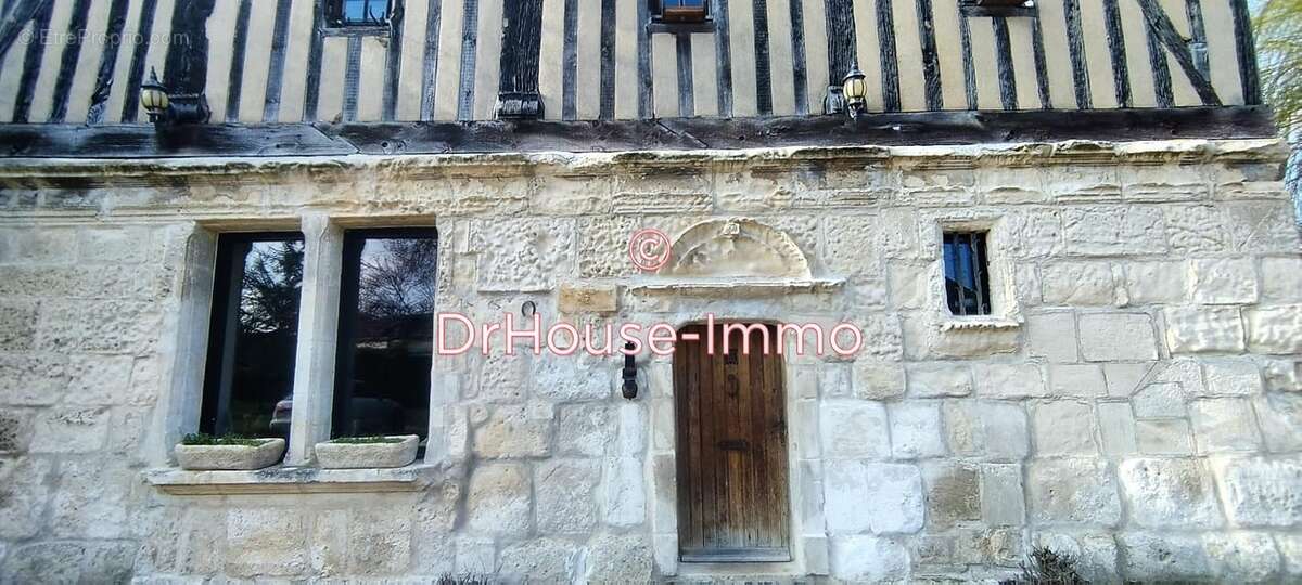 Autre à BEAUMONT-LE-ROGER