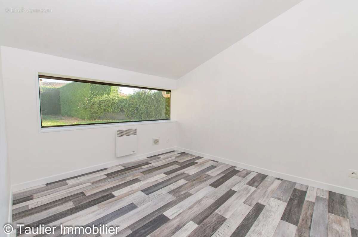 Maison à SAINT-SAUVEUR