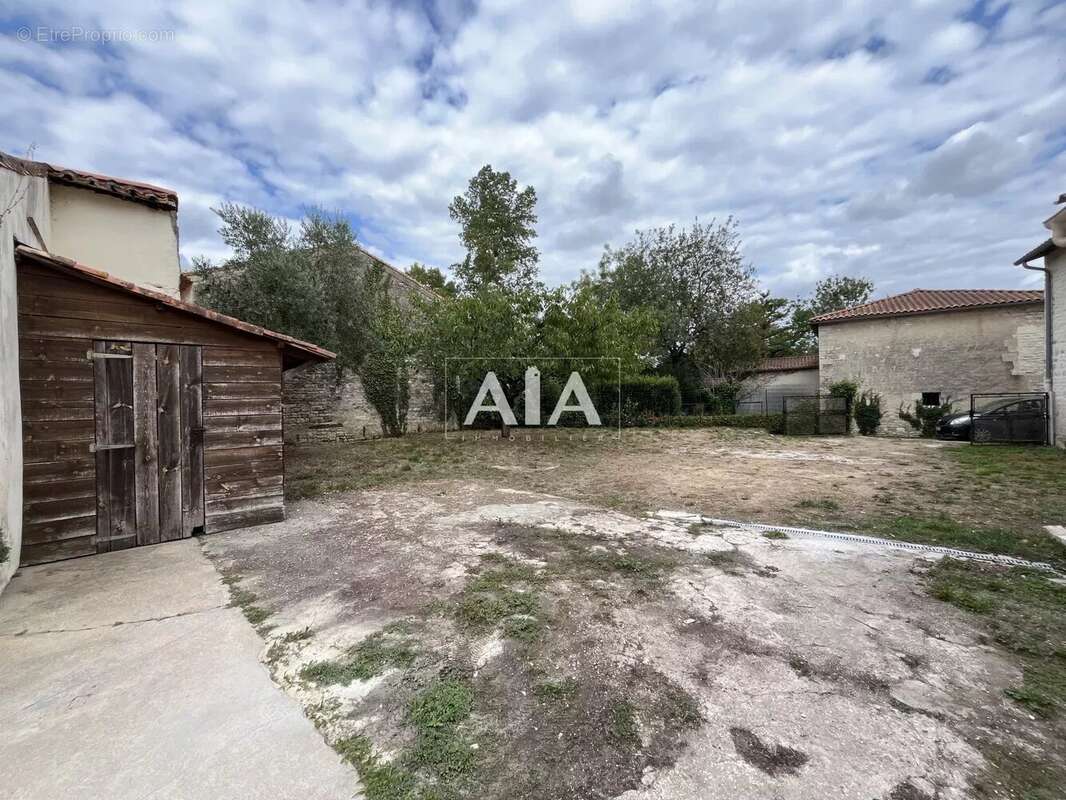 Maison à MAINE-DE-BOIXE