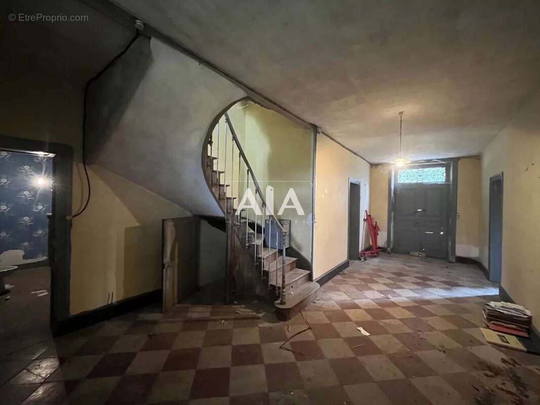 Maison à SAINT-AMANT-DE-BOIXE