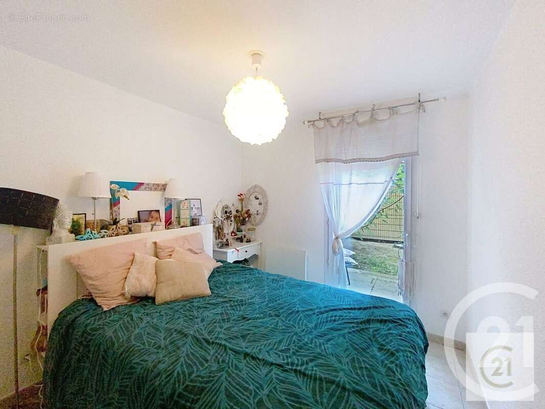 Appartement à POMPERTUZAT