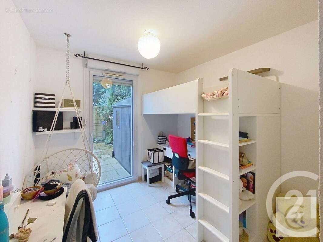 Appartement à POMPERTUZAT