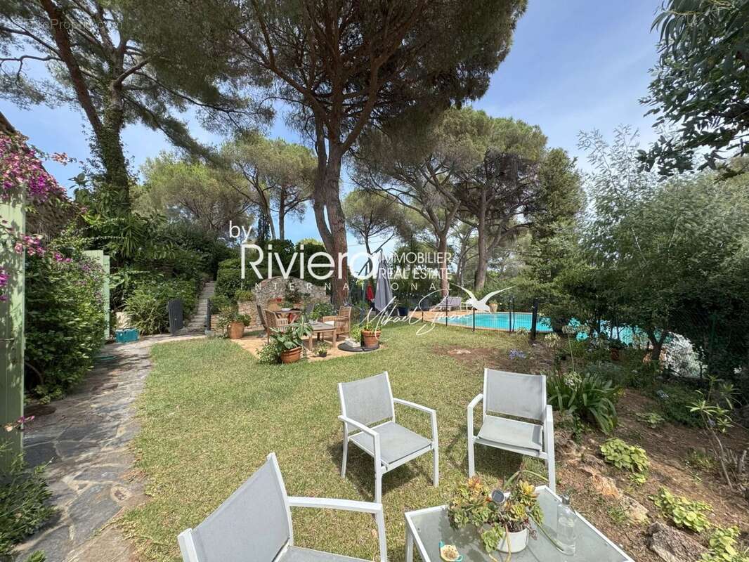 Maison à CAVALAIRE-SUR-MER