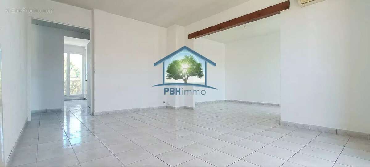 Appartement à MARSEILLE-9E