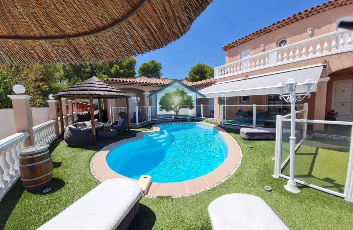 Maison à CARRY-LE-ROUET