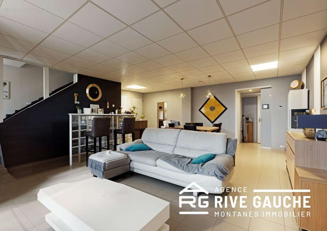 Maison à LES ROCHES-DE-CONDRIEU