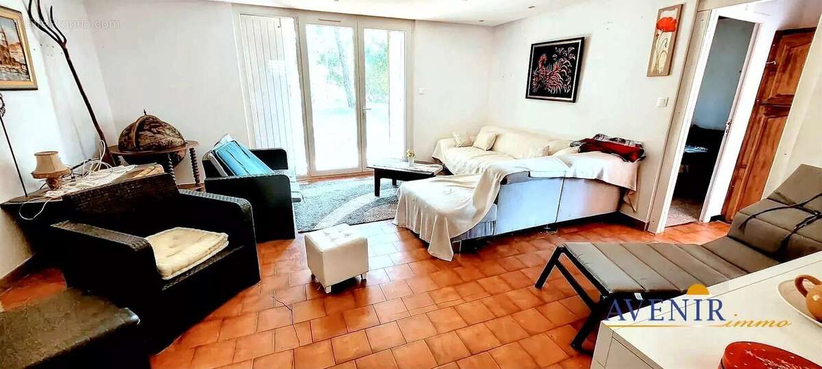 Maison à PLAN-D&#039;AUPS-SAINTE-BAUME