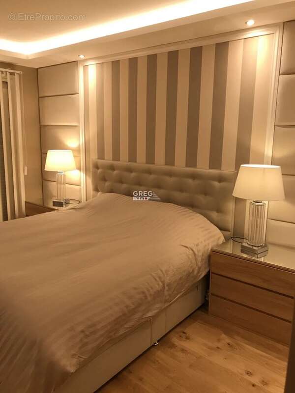 Appartement à VILLENEUVE-LOUBET