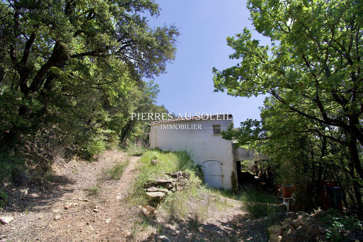 Maison à TAUSSAC-LA-BILLIERE