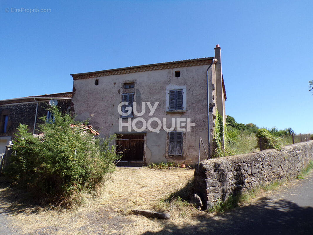 Maison à SIAUGUES-SAINTE-MARIE