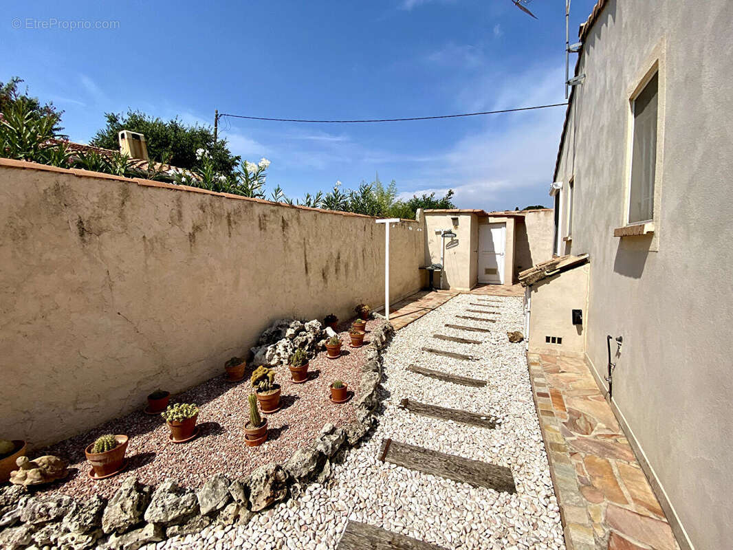 Maison à SAINT-CANNAT