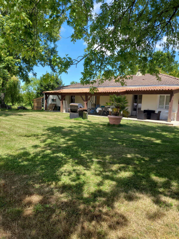 Maison à LA TAILLEE