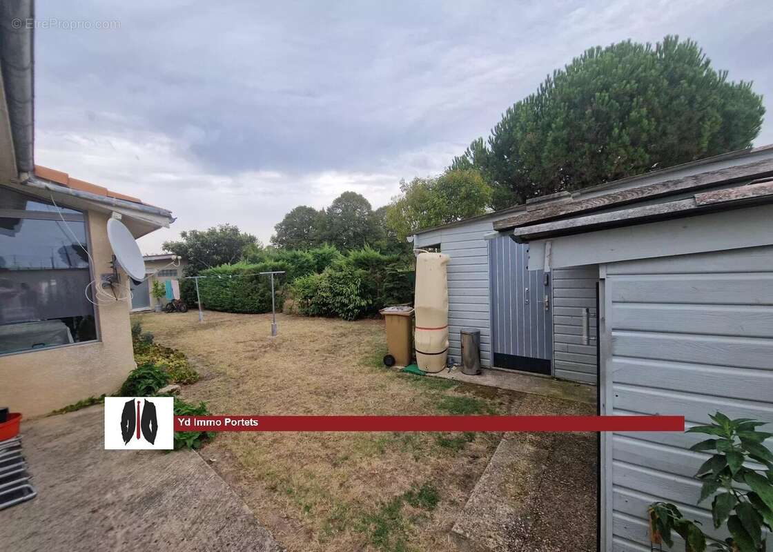 Maison à PORTETS