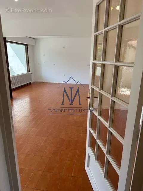 Appartement à LA ROCHE-SUR-FORON