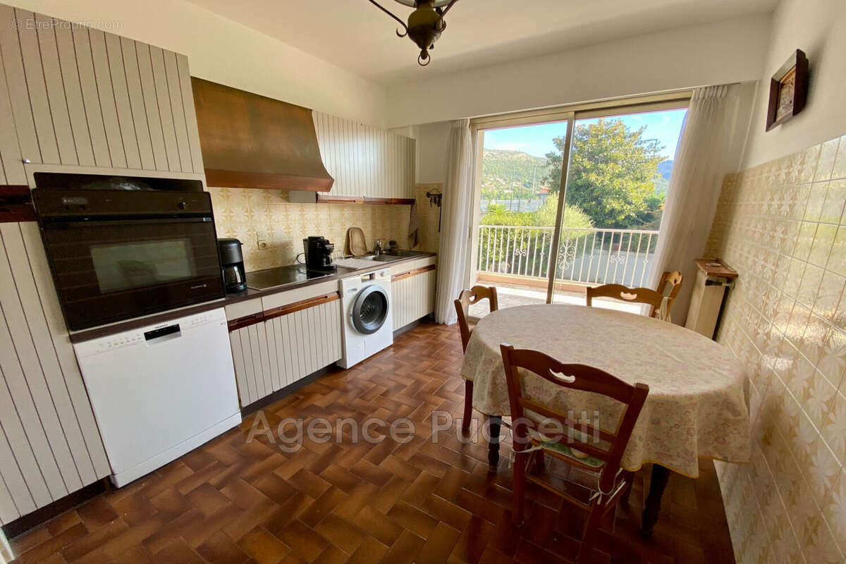 Appartement à VENCE