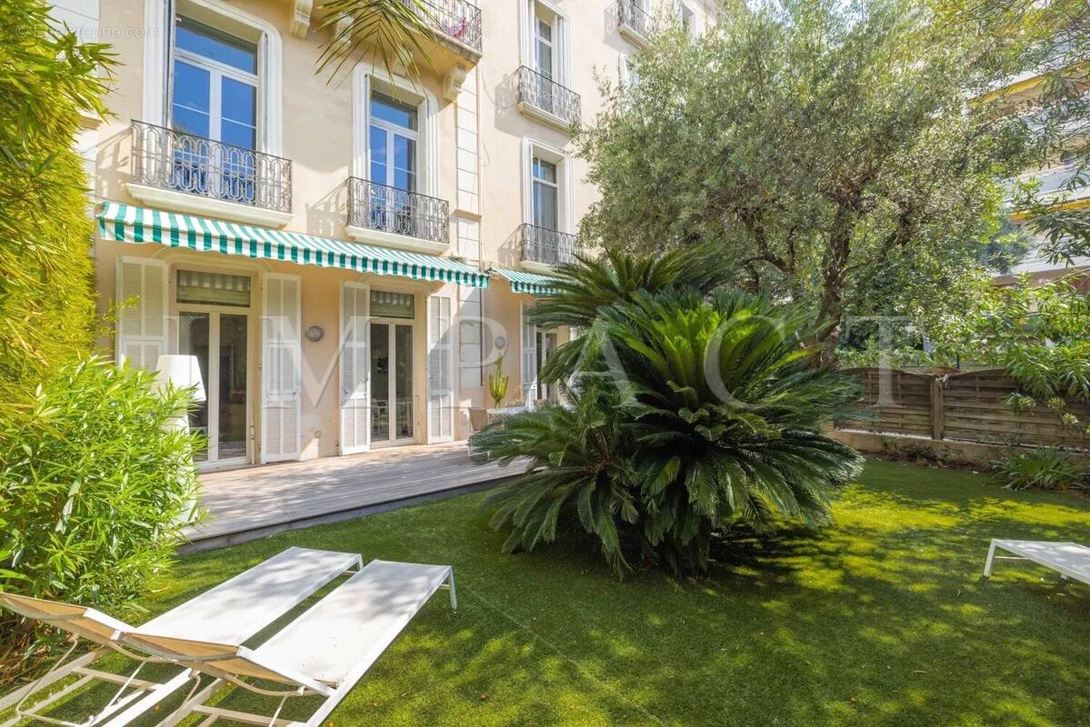 Appartement à CANNES