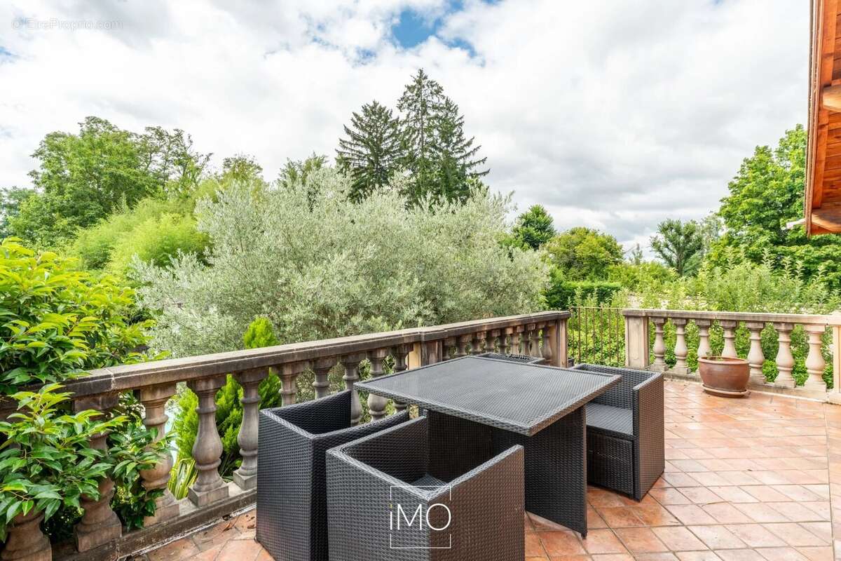 Maison à LES CHERES