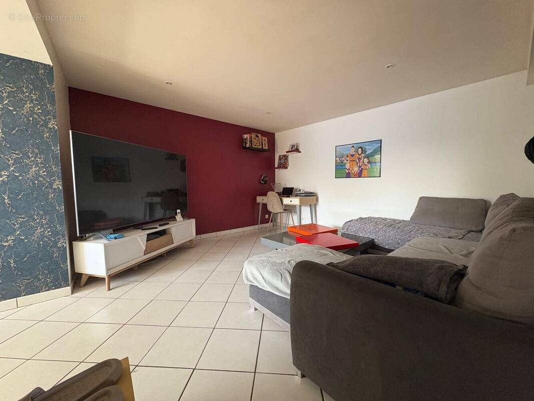 Maison à ESCUROLLES