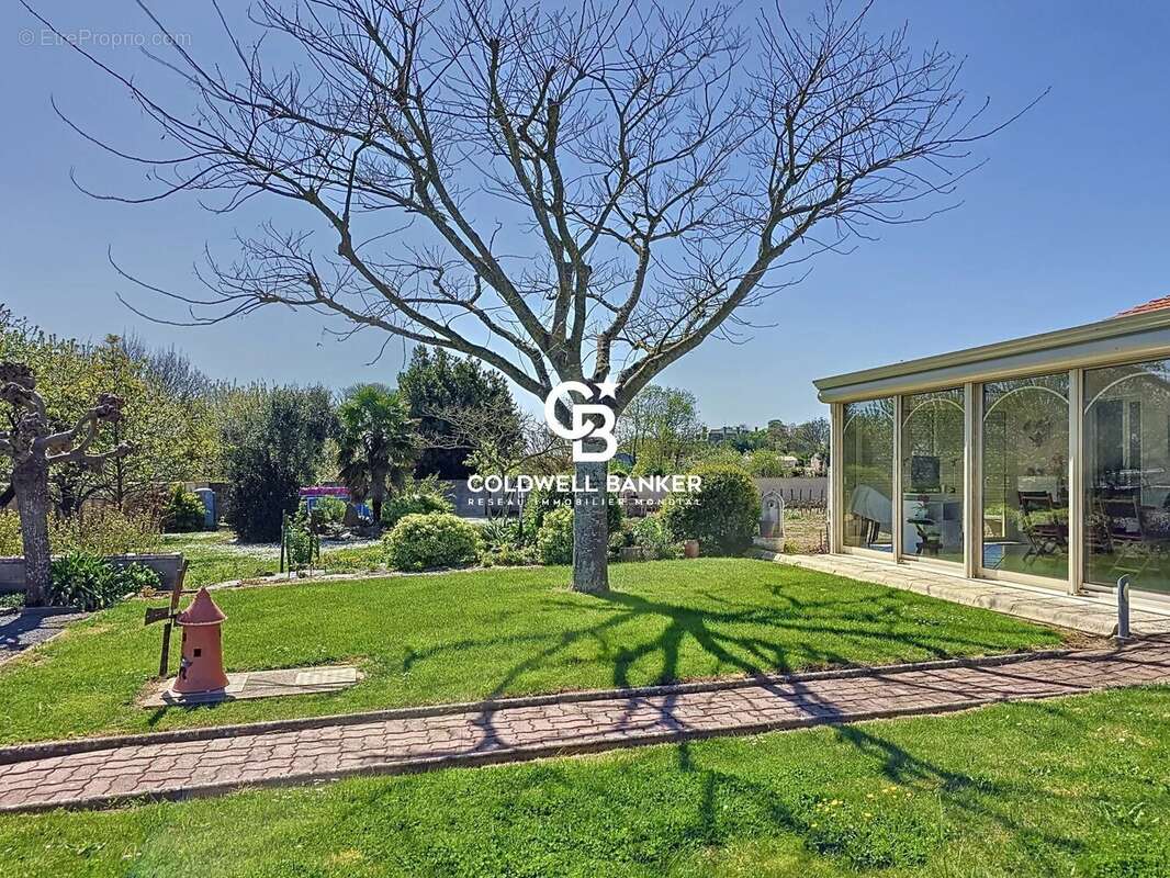 Maison à SAINT-MICHEL-EN-L&#039;HERM