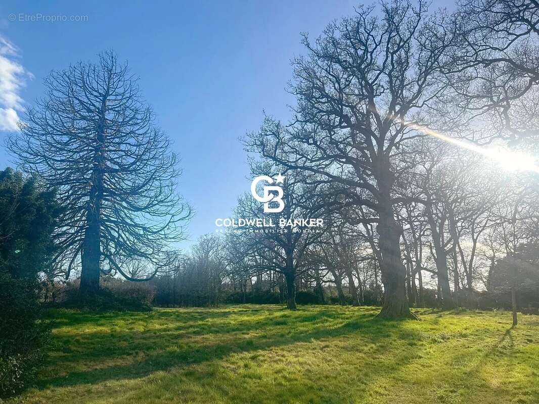 Maison à MOUTIERS-LES-MAUXFAITS