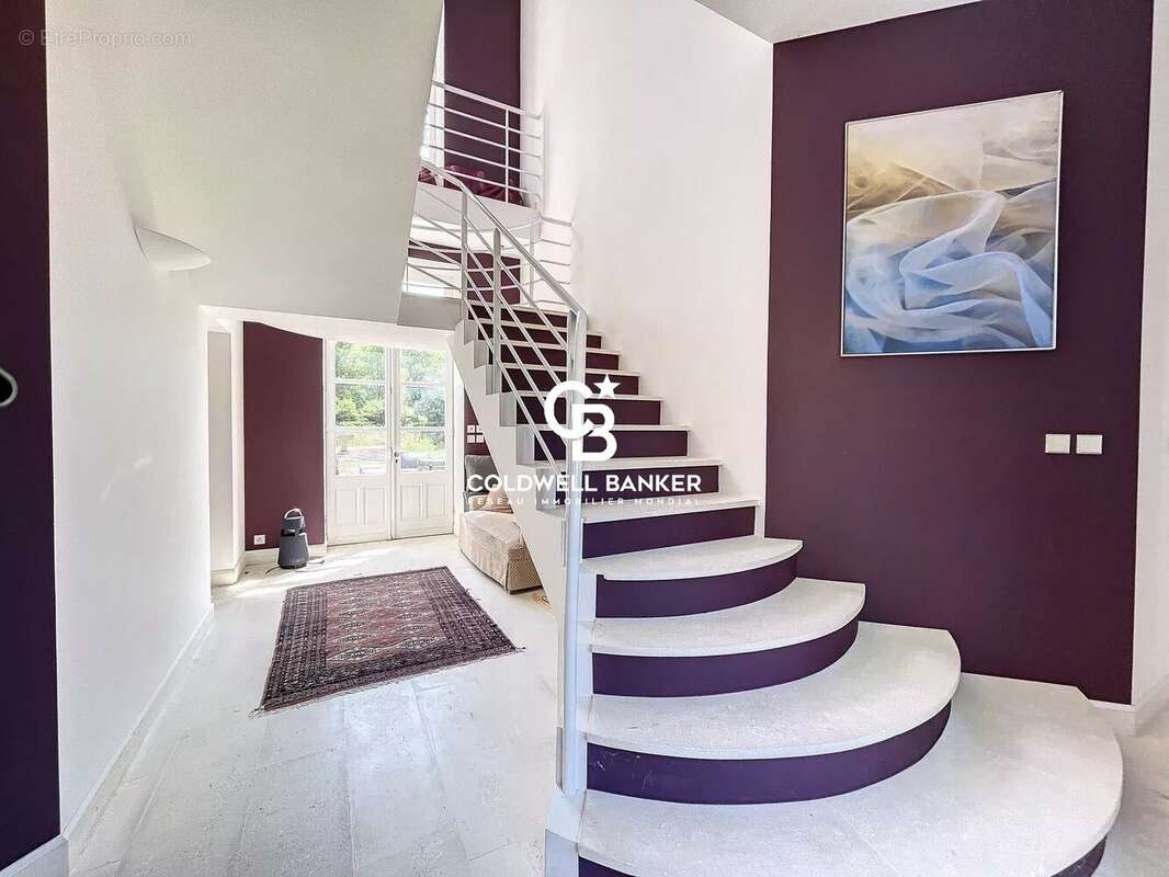 Maison à MOUTIERS-LES-MAUXFAITS