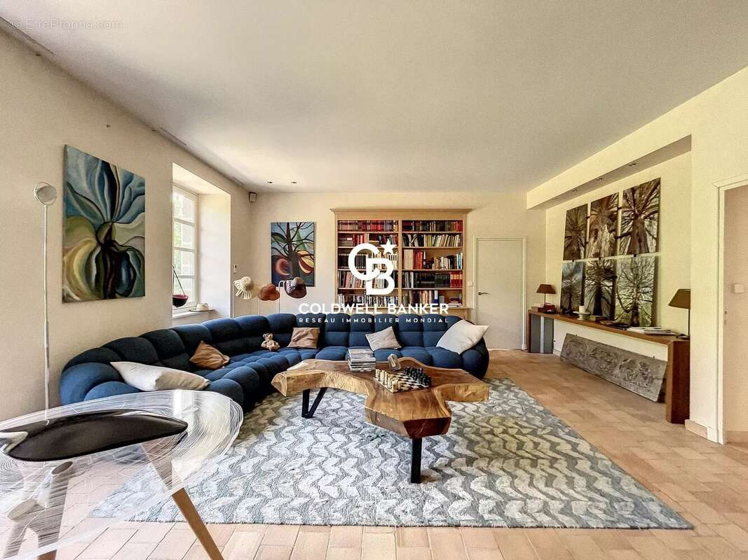 Maison à MOUTIERS-LES-MAUXFAITS