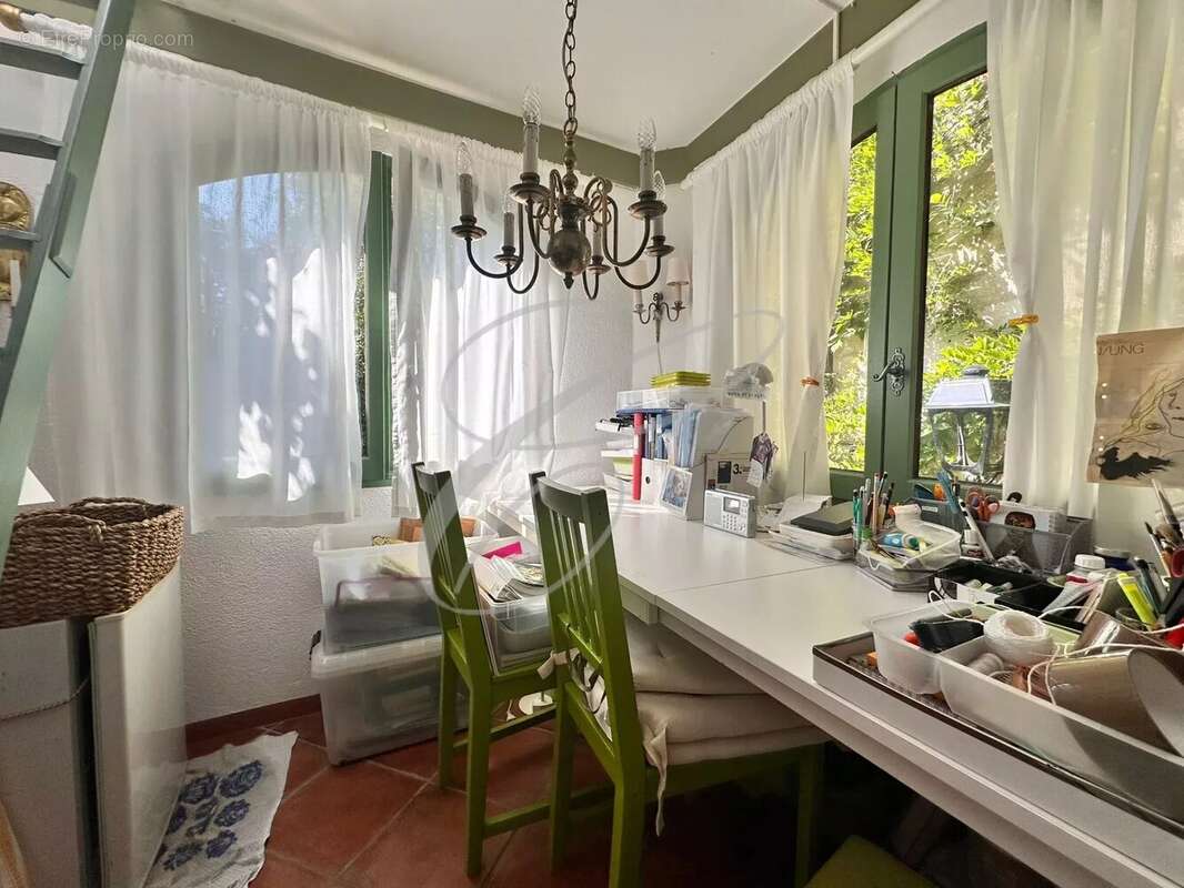 Appartement à ROQUEBRUNE-CAP-MARTIN