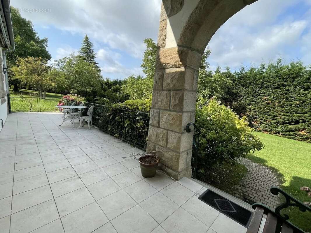 Maison à PLEUDIHEN-SUR-RANCE