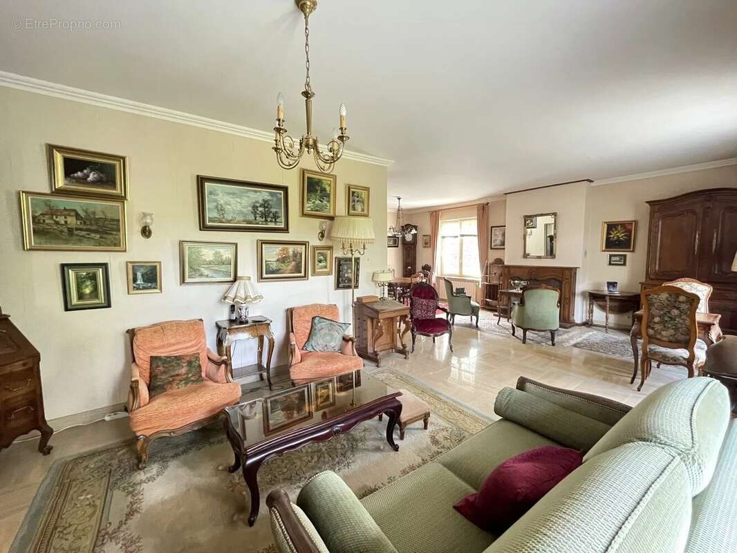 Maison à PLEUDIHEN-SUR-RANCE