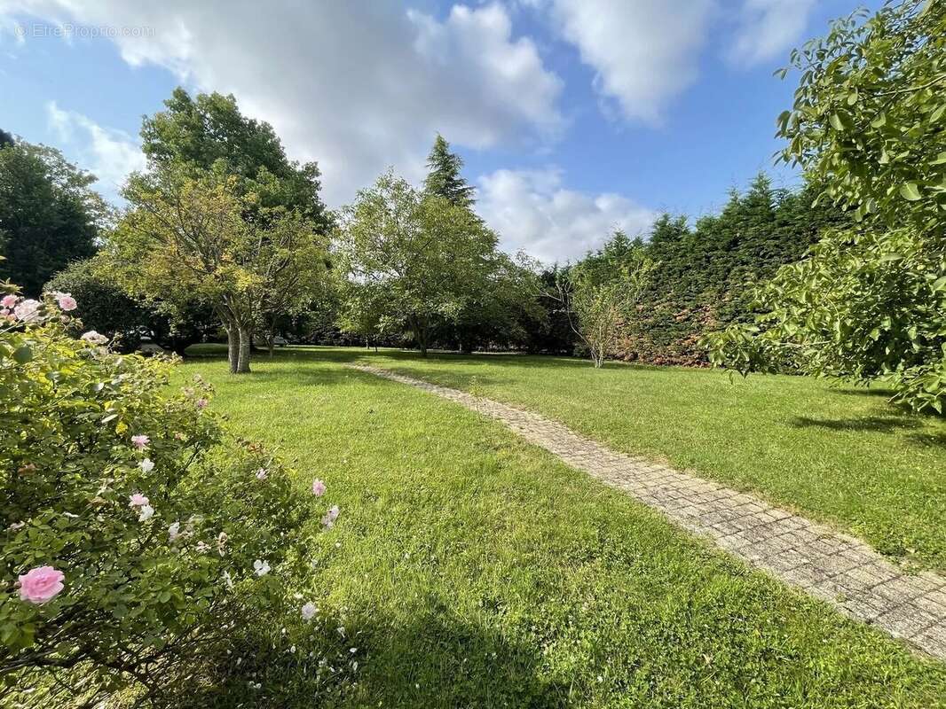 Maison à PLEUDIHEN-SUR-RANCE