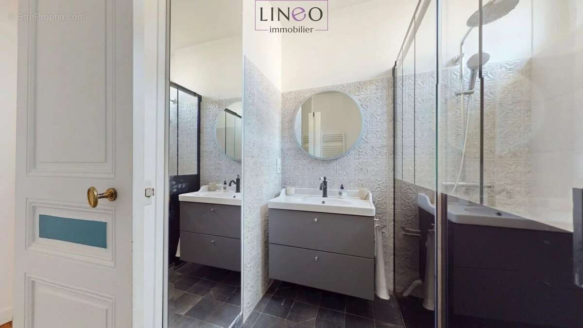 Appartement à THIAIS