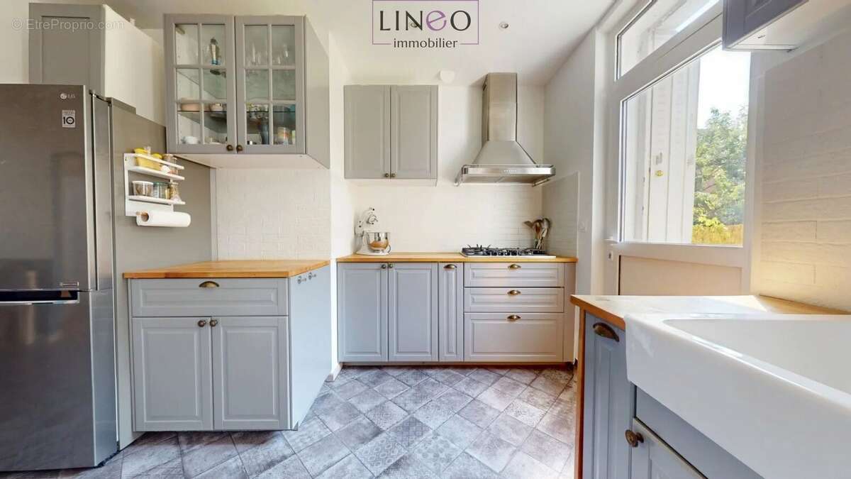 Appartement à THIAIS