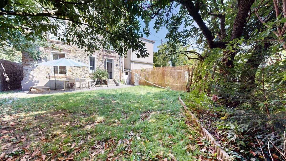 Appartement à THIAIS