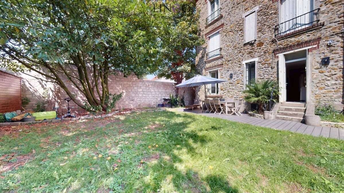 Appartement à THIAIS