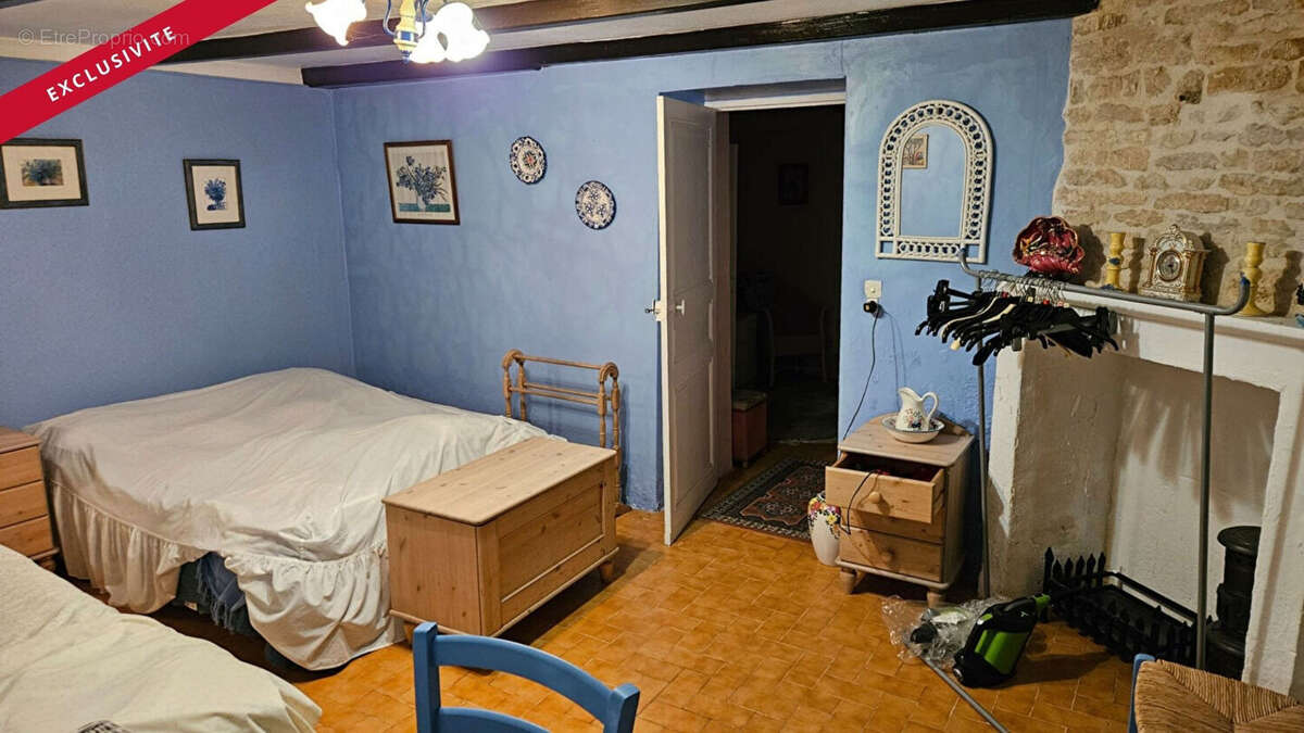 Maison à LIMALONGES