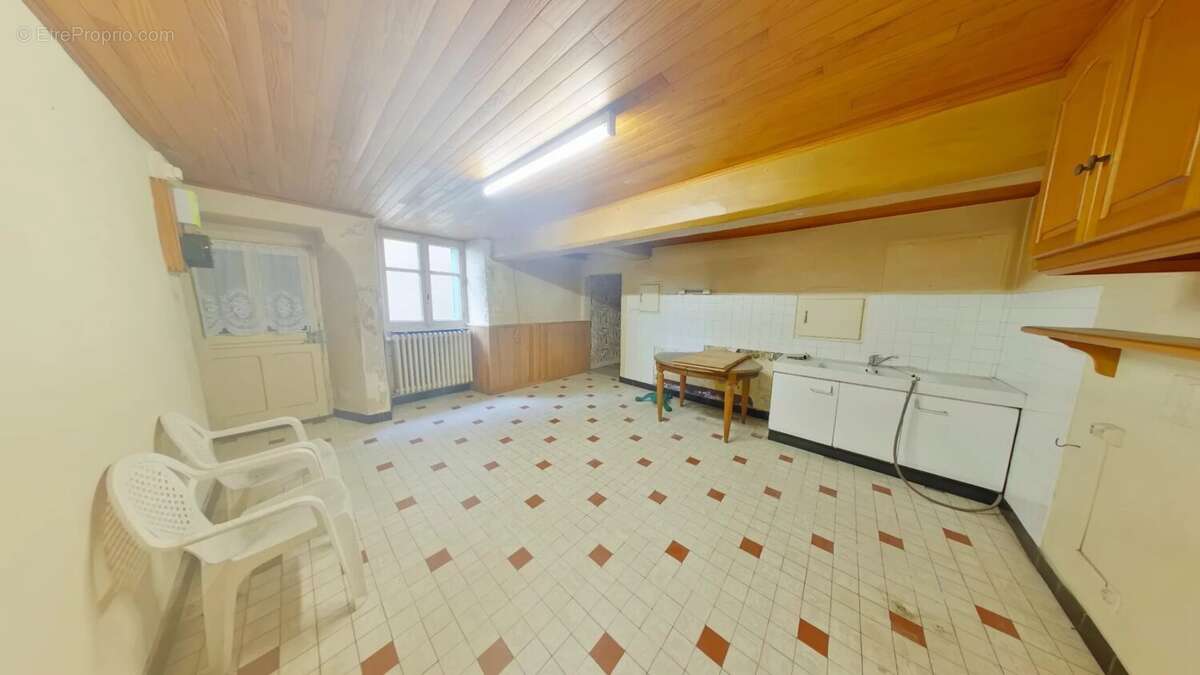 Appartement à SUPT