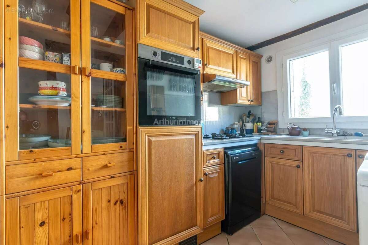 Maison à SAINT-THIBAULT-DES-VIGNES