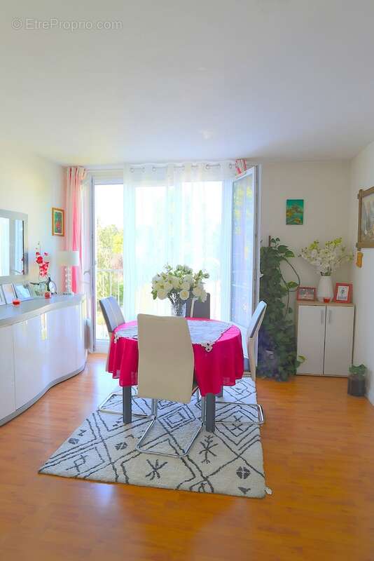 Appartement à YERRES