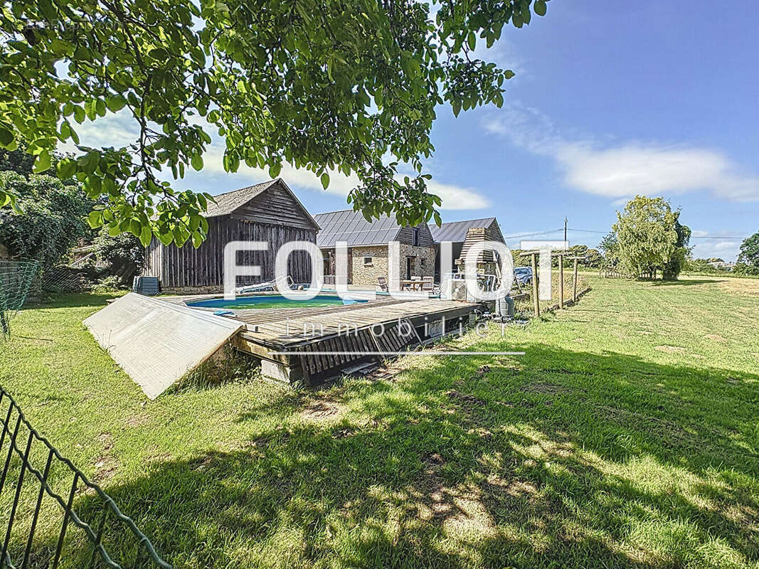 Maison à SAINT-GEORGES-DE-REINTEMBAULT