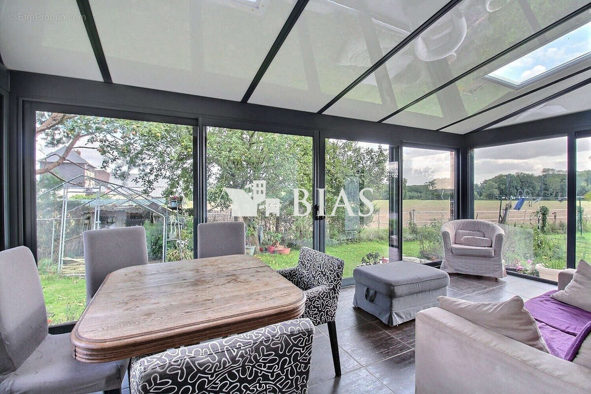 Maison à SAINTE-MARGUERITE-SUR-DUCLAIR