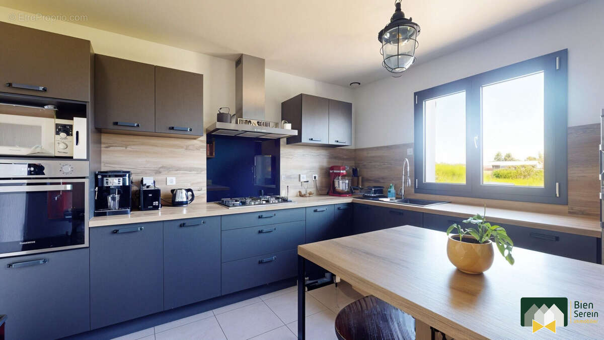 Cuisine - Maison à UMPEAU